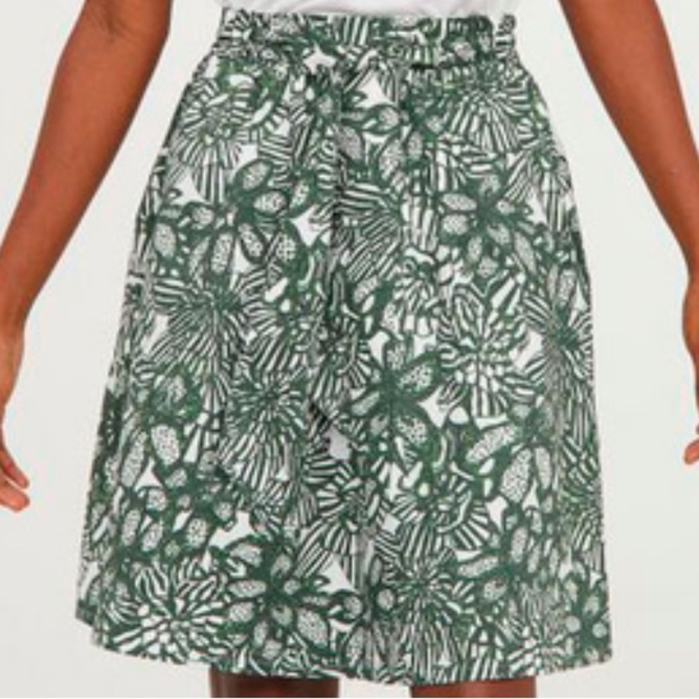 ✨ H&M Green White Floral Skirt Belted Pull-On
